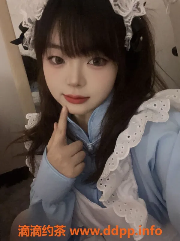 台州楼凤-青浦团团，164cm身高49kg，700P品茶服务