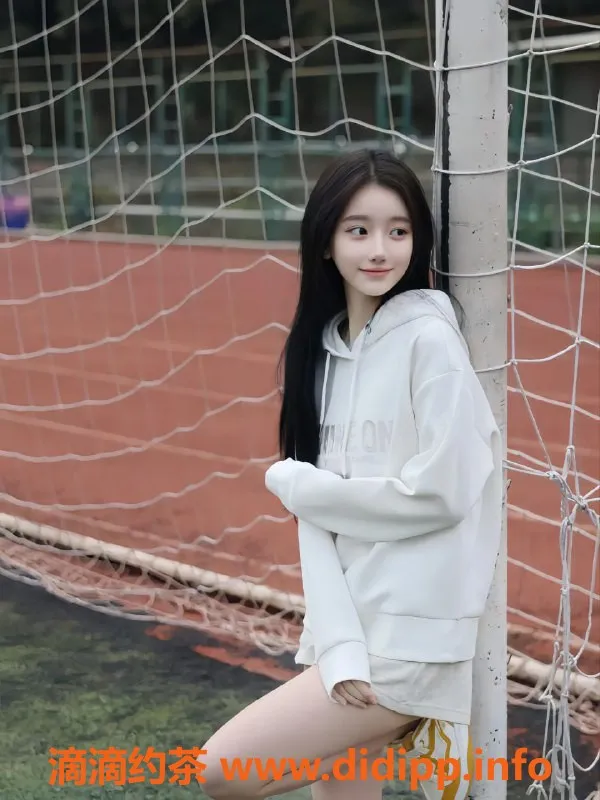 台州楼凤-杨浦区兜兜，166cm，49kg，C围，800P起服务