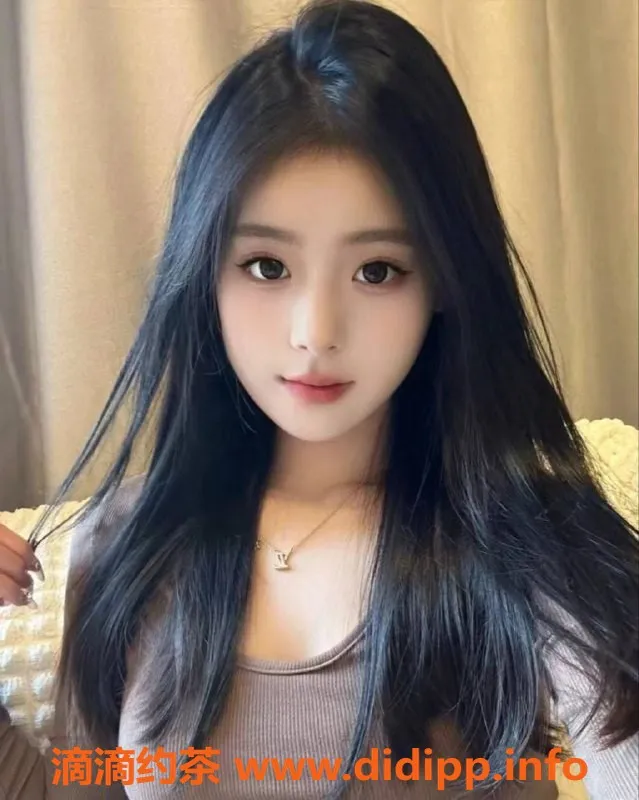 烟台楼凤-福山区小艺：165高、19岁学生妹，性价比超高