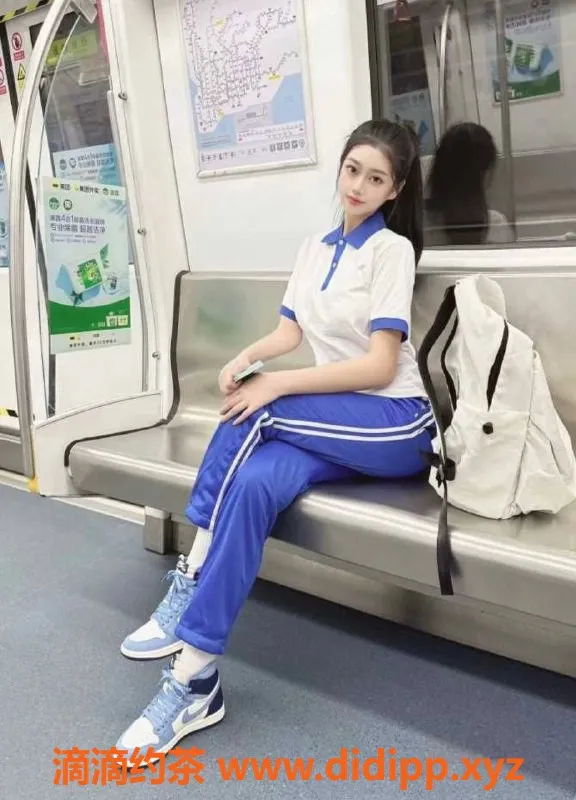 赣州楼凤-赣州盈盈，165cm C杯学生，900元体验全套服务