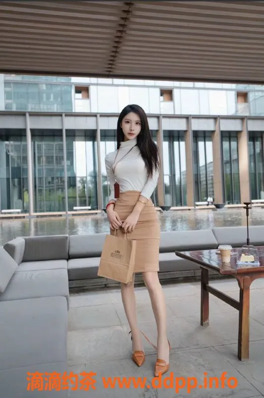 潍坊楼凤-临沂提提：168身高，90体重，网红脸制服诱惑