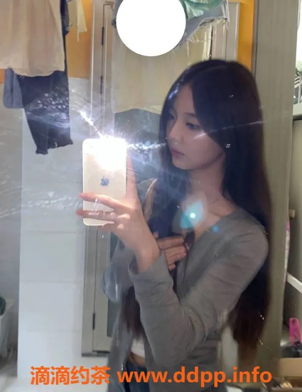 烟台楼凤-莱山区新上学妹，真实生活照，令人心动