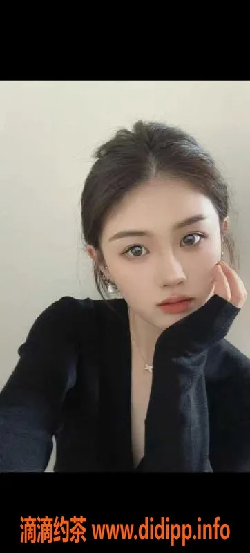 广州楼凤-番禺气质云云，26岁，161cm，500元全套服务