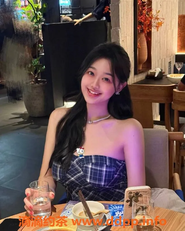 烟台上门服务-高区性感熟女小丽上门服务，165cm，99斤