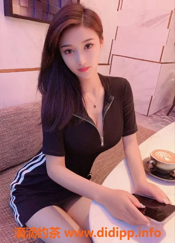 台州楼凤-杨浦区🌹雪宁，身高167cm，49kg，品茶服务