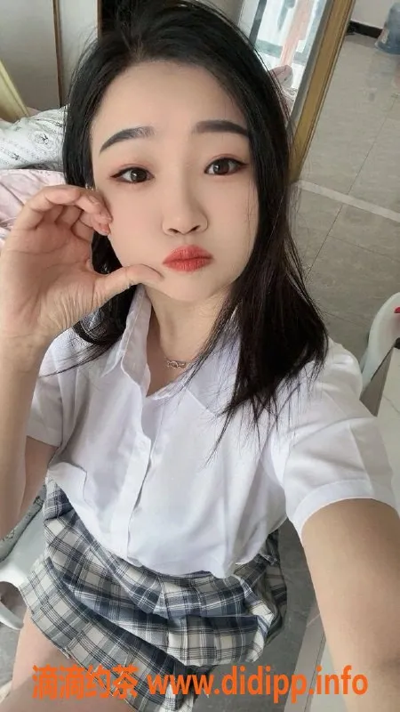 杭州楼凤-上城区瑶瑶，162cm身材，46kg，B罩杯服务优选