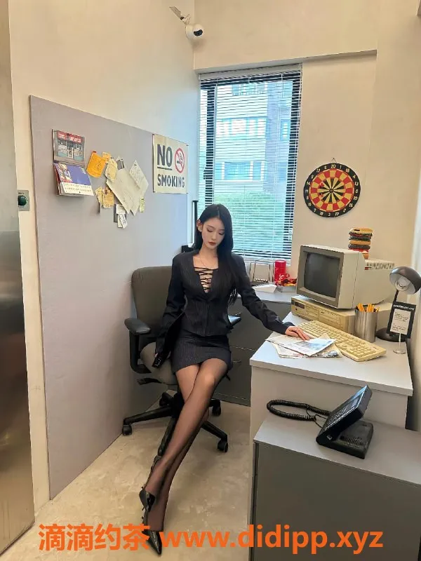 乌鲁木齐楼凤资源信息,蒋梦瑶-22岁身高170cm 天使面孔魔鬼身材