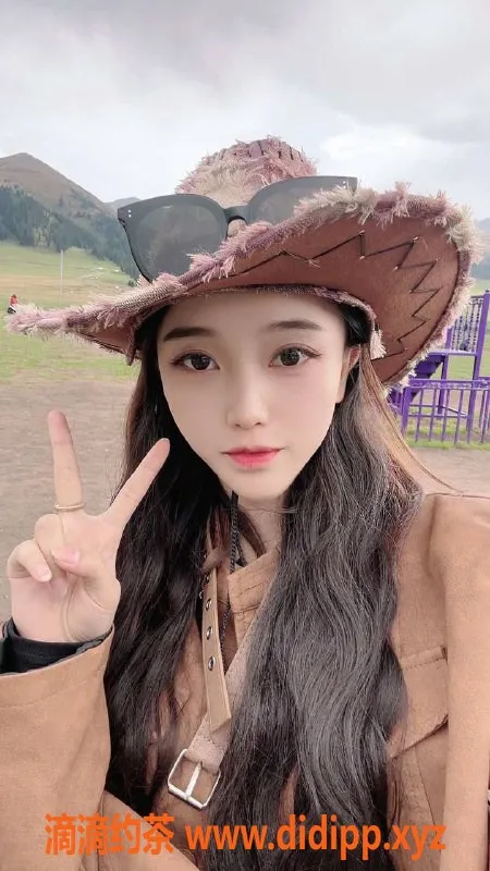 台州楼凤-青浦区果果，166cm C围，49kg，700元品茶服务