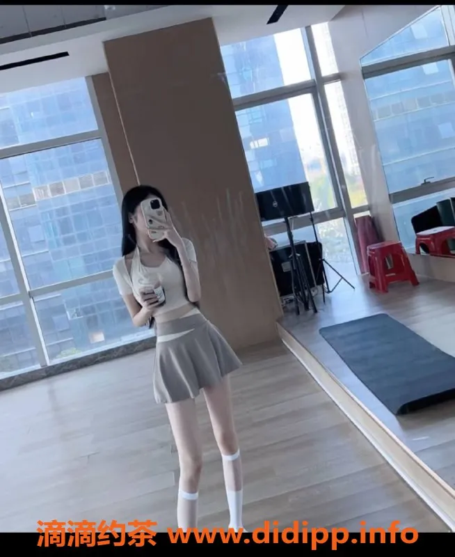 烟台楼凤资源信息,星公馆小溪，18岁嫩妹，身高164，价位6P