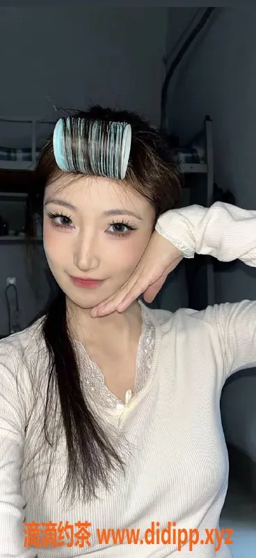 潍坊楼凤-临沂优质女大学生糕糕，174高挑身材