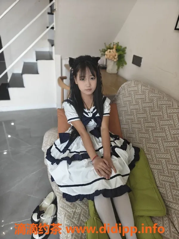 成都楼凤-成华区可爱萝莉，155cm 80斤，服务超赞