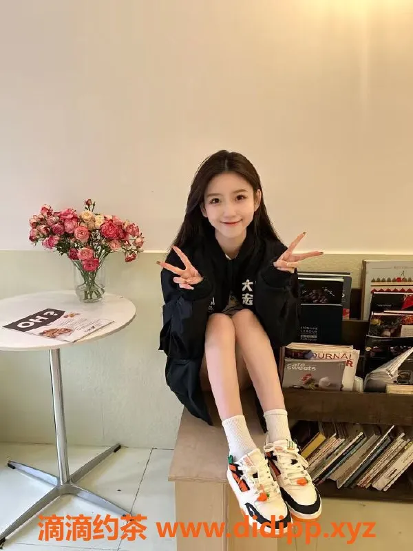 赣州楼凤-166高、D罩杯，甜美可爱少女等你来约