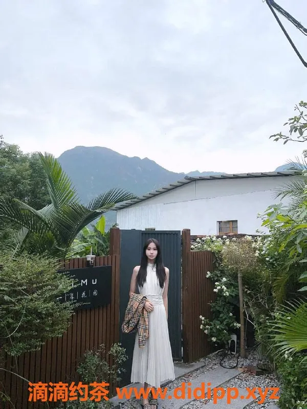 台州楼凤-松江区裴裴 🌹166cm C罩杯 800元品茶