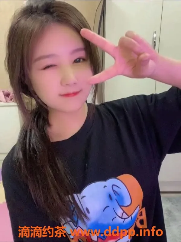 上海楼凤-上海白小纯 糖糖 165cm 95斤 D罩杯 陪浴服务