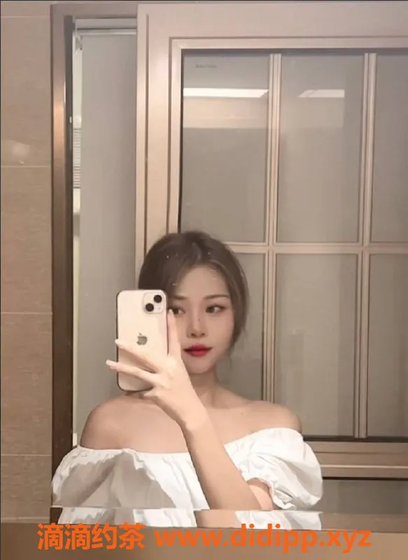 台州楼凤-椒江区 妮妮 165cm 48kg C杯 服务700起