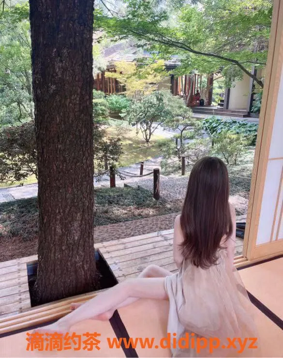 赣州楼凤-赣州白肤名媛，163cm、90斤，实力好评