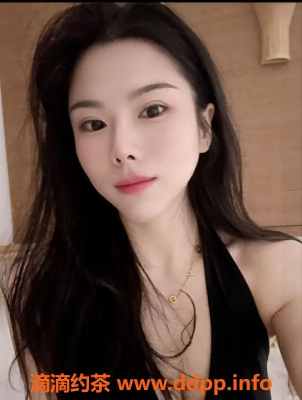 台州楼凤资源信息,椒江区女神CC，162cm高颜值，800P服务