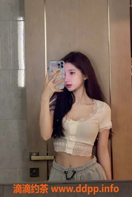 赣州楼凤-气质大牌小女友，温柔服务只接高端客户