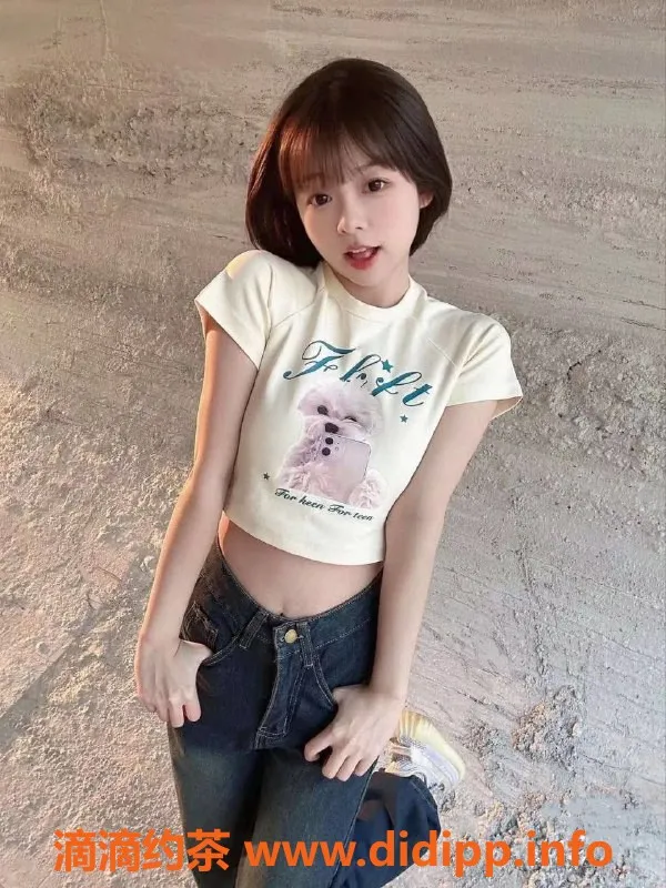 赣州楼凤资源信息,童颜巨乳尤物，身高160体重92，超敏感体验