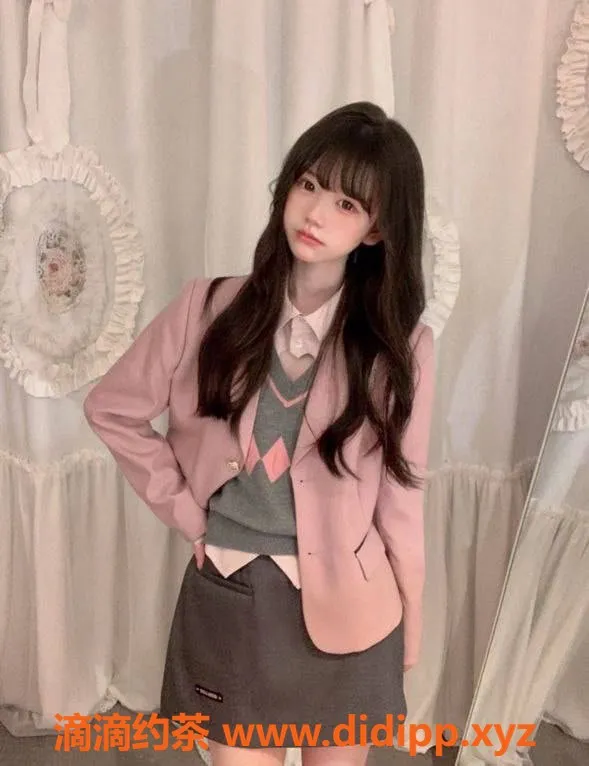 赣州楼凤-19岁学生妹，163cm/85斤，极品体验等你来撩