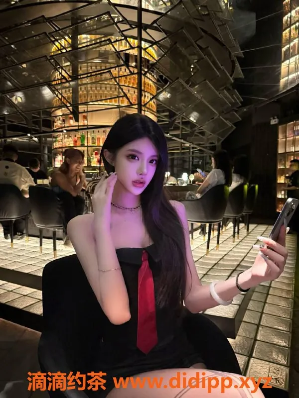 台州楼凤-路桥区叶灵儿，170身高38E，服务热情价位1200起