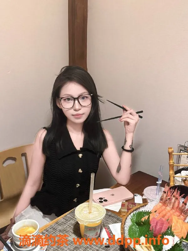 台州楼凤-上海闵行区小七，165cm、40kg，800P起步