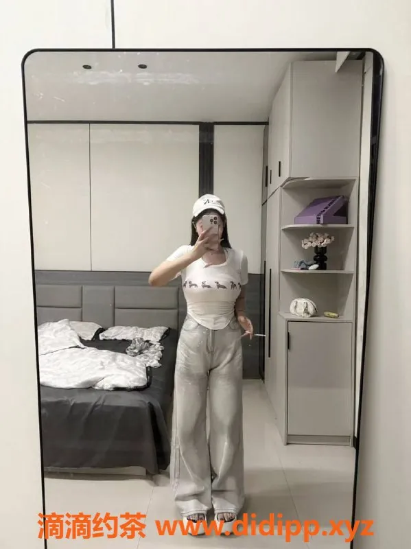 台州楼凤-上海青浦区允儿：165cm C+ 24岁专业服务