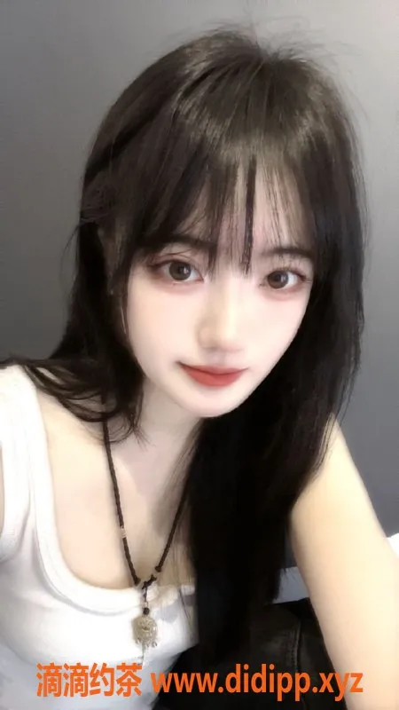 深圳楼凤-福田周周小可爱：大胸嫩妹，850p起！