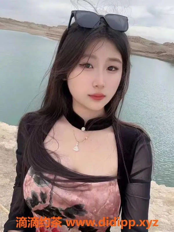 深圳楼凤-罗湖新人梓颖 22岁 49kg 34D 价格500元