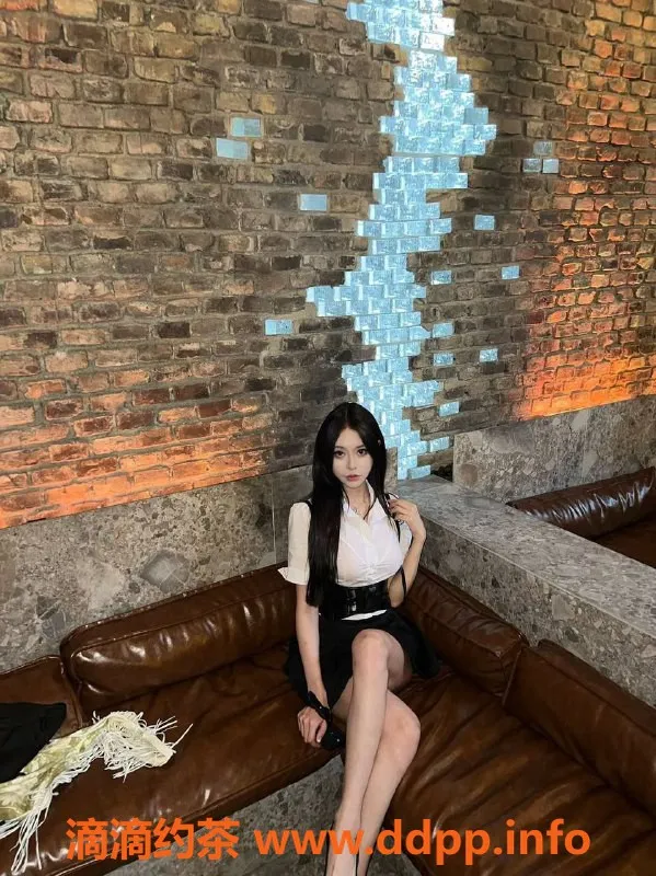 赣州楼凤-童颜无整莼，168身高D罩杯，纯生活照