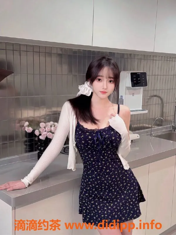 乌鲁木齐楼凤-乌市蒋梦瑶，168短校花，C罩杯，甜美可爱