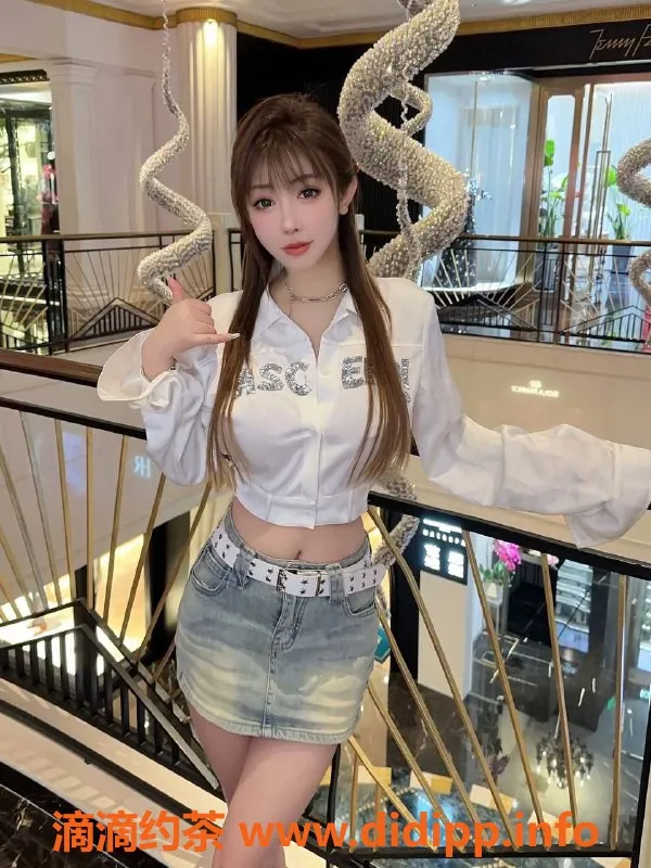 深圳楼凤-南山170高挑美女，48斤36D纯天然