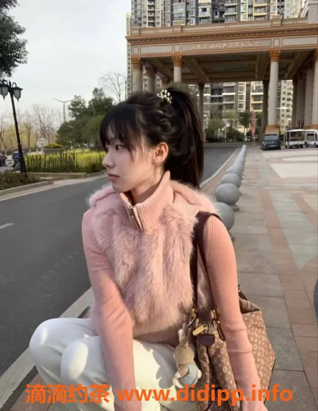 烟台楼凤资源信息,烟台莱山区小土豆，独特风情等你来体验