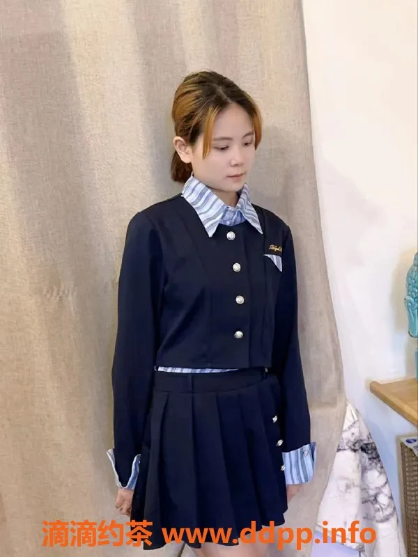 成都楼凤-成都小洁，19岁，161cm，体重86斤，服务仅600元