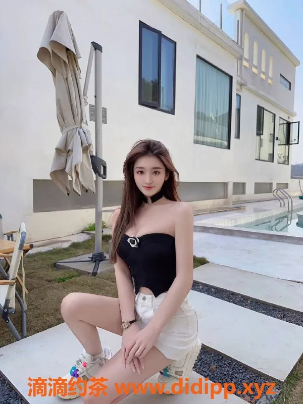 潍坊楼凤-潍坊高新区22岁模特，166cm身高，翘臀A4腰！