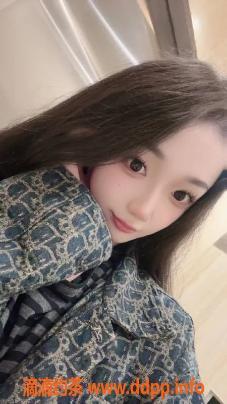 台州楼凤-台州糖糖，19岁173cm C+罩杯，600元茶陪