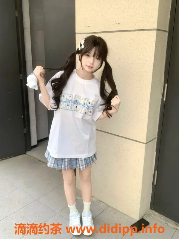 台州楼凤-台州路桥🌹哟哟 18岁158cm 42kg无套路品茶