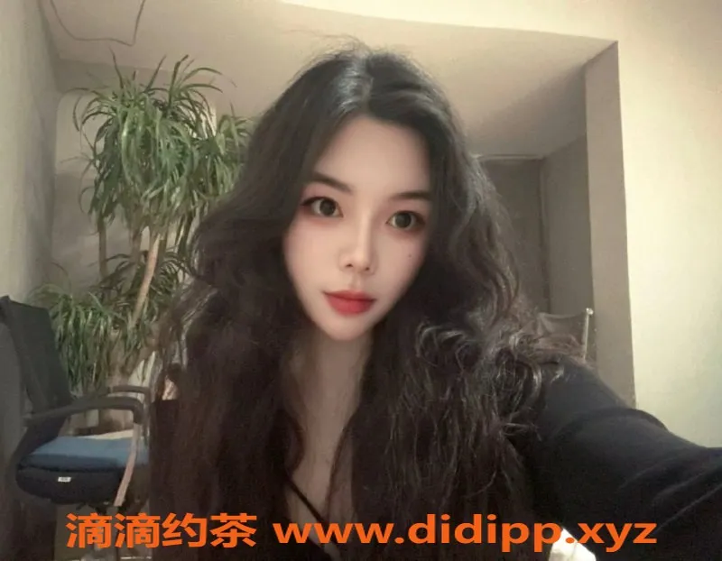 洛阳楼凤-洛龙区飘飘，25岁白皙C杯，100斤热情服务！