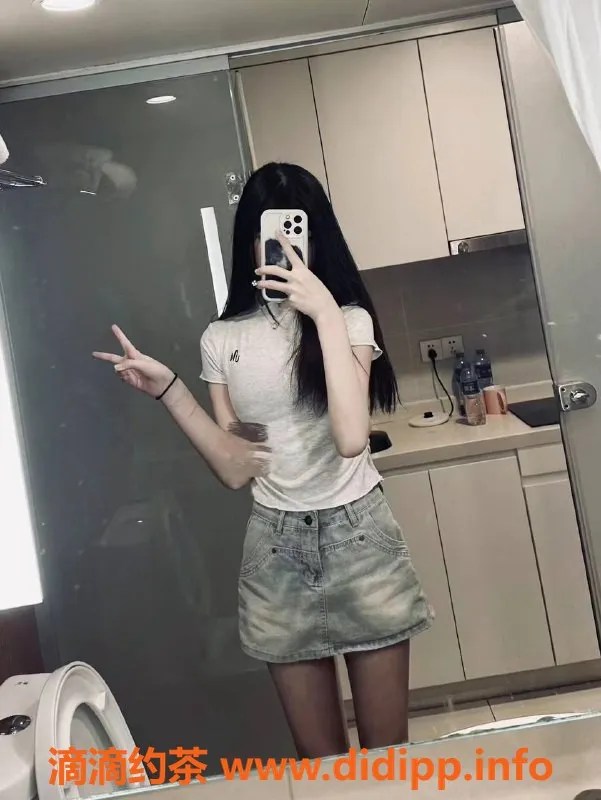 杭州楼凤-小七 18岁 性感尤物 身高168cm 服务超多