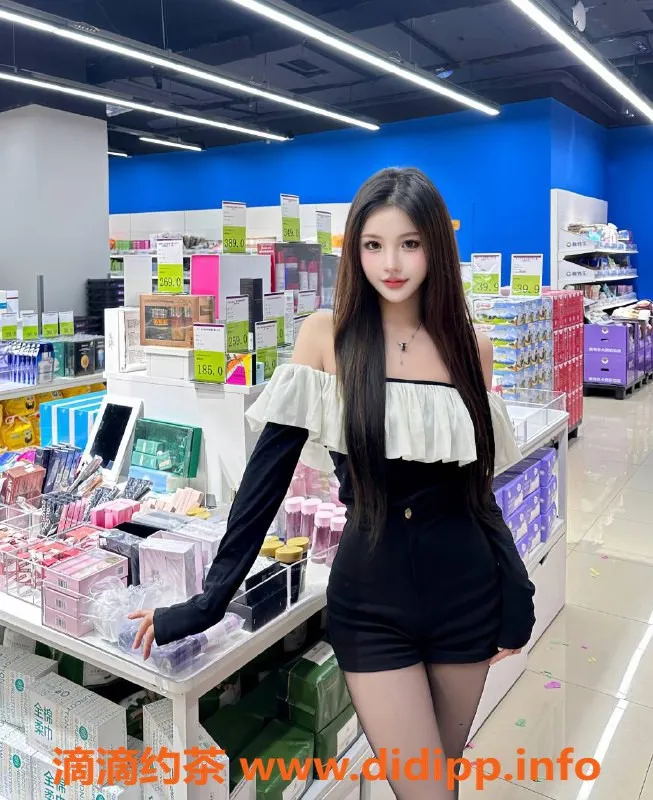 烟台楼凤资源信息,万达学妹，身材火爆，价格友好