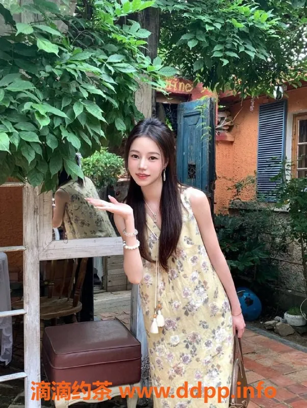 台州楼凤-义乌关关 21岁 166cm C+围 600P开课