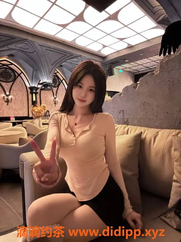 烟台楼凤资源信息,龙口甜美4张起，唯一客服专属服务