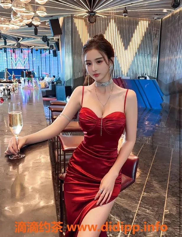 赣州楼凤-章贡洁儿，168cm高挑美肤热情服务