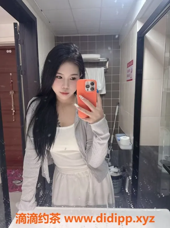 潍坊楼凤资源信息,潍城区小凝，168cm，100斤，20岁，包夜3000