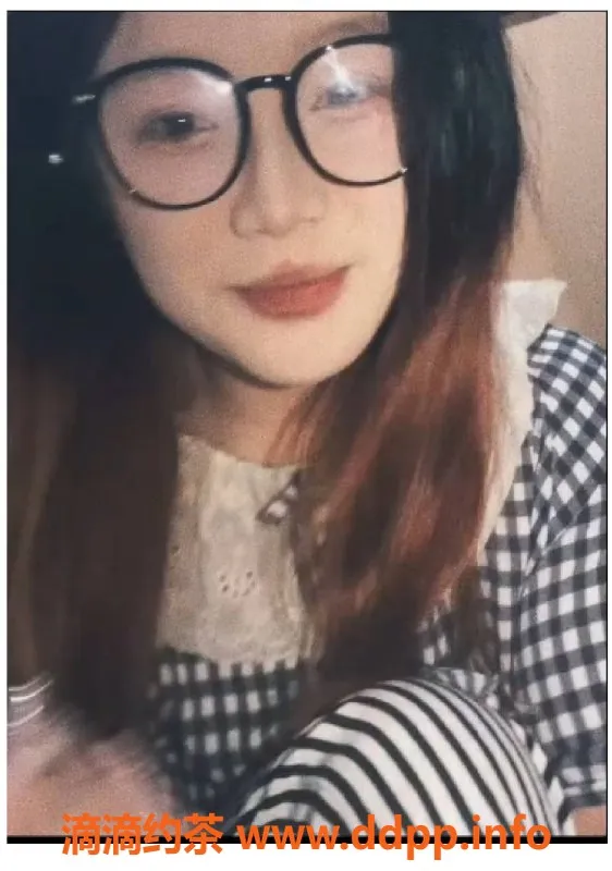 赣州楼凤-18岁邻家妹妹依依，清纯可爱，身高162，体重50轻盈