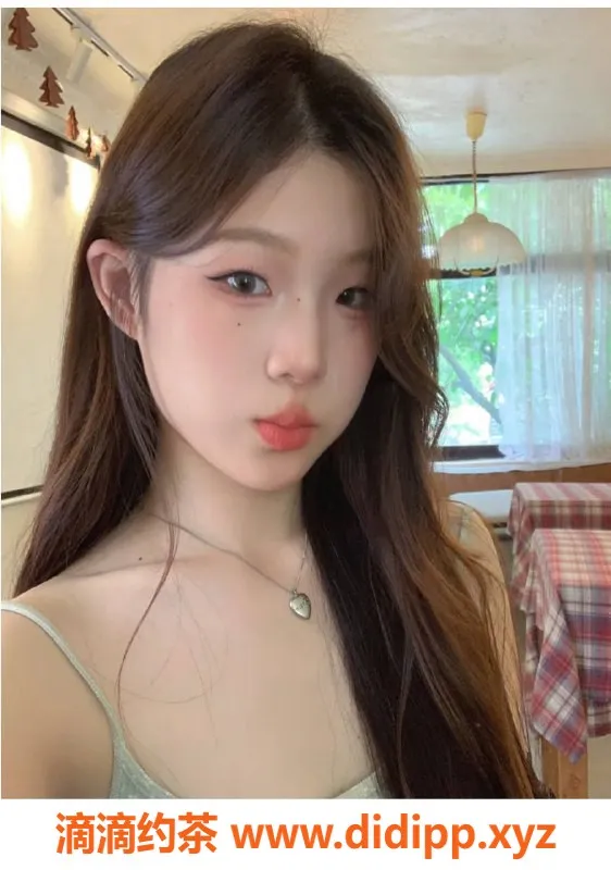 赣州楼凤-19岁清纯女神奈伊儿，170cm全力配合！