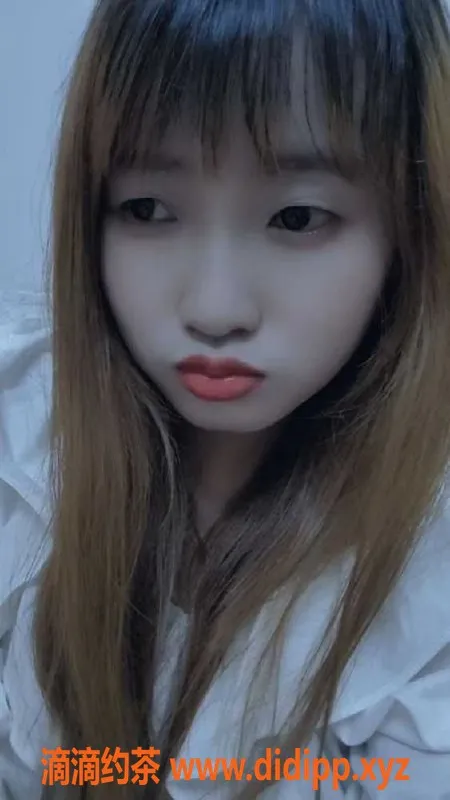 深圳楼凤-深圳宝安楼凤小雪，25岁，160cm，热情服务等你体验