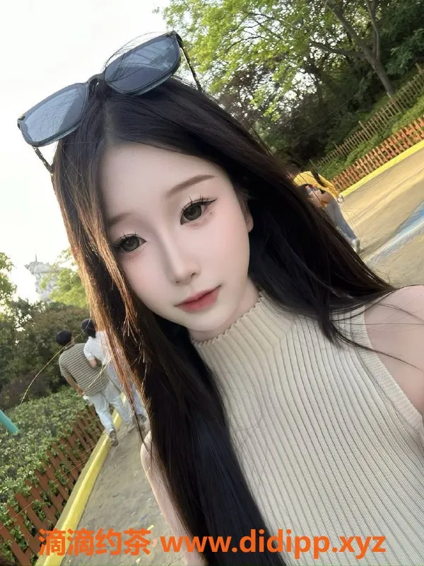 台州楼凤-台州落熙，19岁166cm，43kg，600元品茶服务