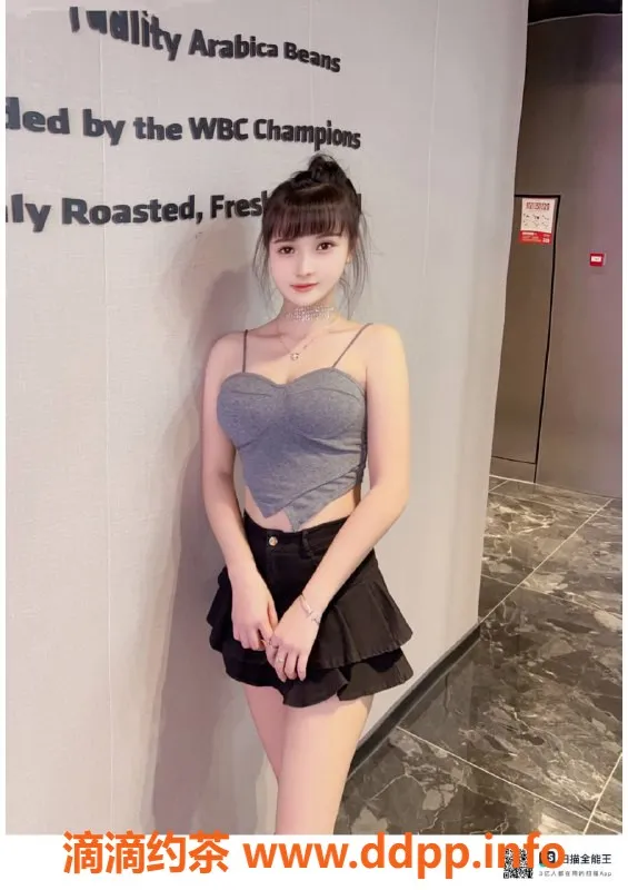 赣州楼凤-04车模糖糖，165cm，48kg，胸围36C，陪浴服务