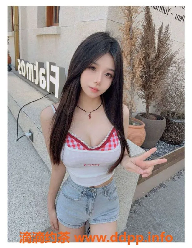 台州楼凤-义乌念念，18岁167cm，C+围，600元品茶